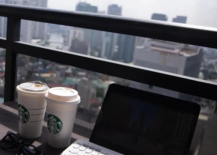 E-studio,best Sunset Pool,luxury,hotel Style * Manila