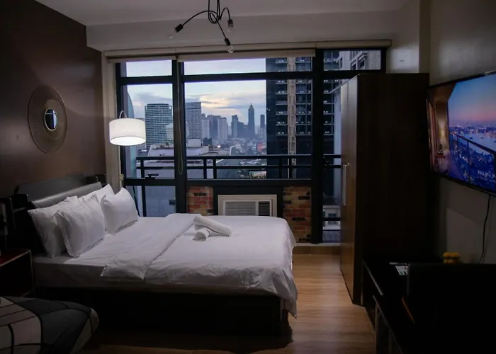 E-studio,best Sunset Pool,luxury,hotel Style * Manila
