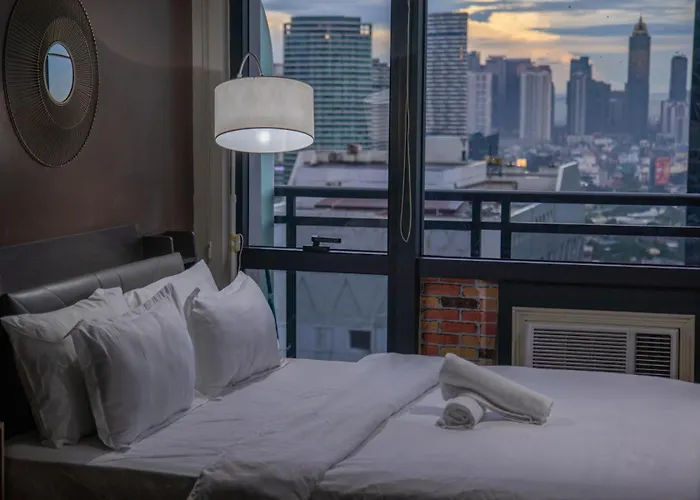 E-studio,best Sunset Pool,luxury,hotel Style Apartment