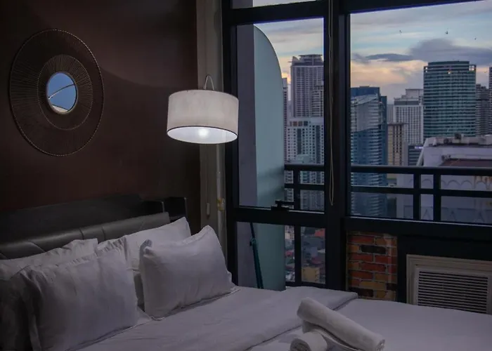 E-studio,best Sunset Pool,luxury,hotel Style * Manila