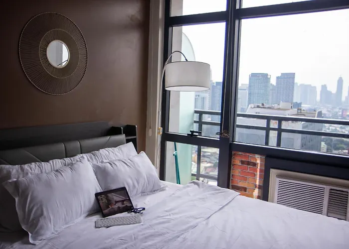 E-studio,best Sunset Pool,luxury,hotel Style Manila